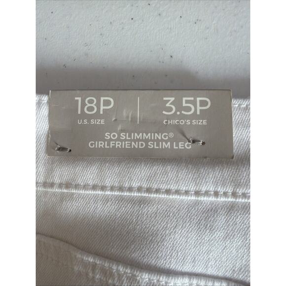 Chico's White Jeans Women's 18 petite So Slimming Girlfriend embroidered NWT - Picture 12 of 16